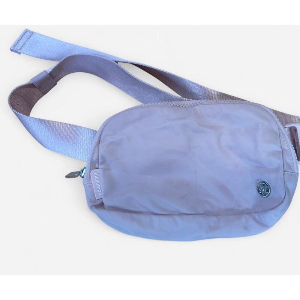 Lululemon pink waist bag